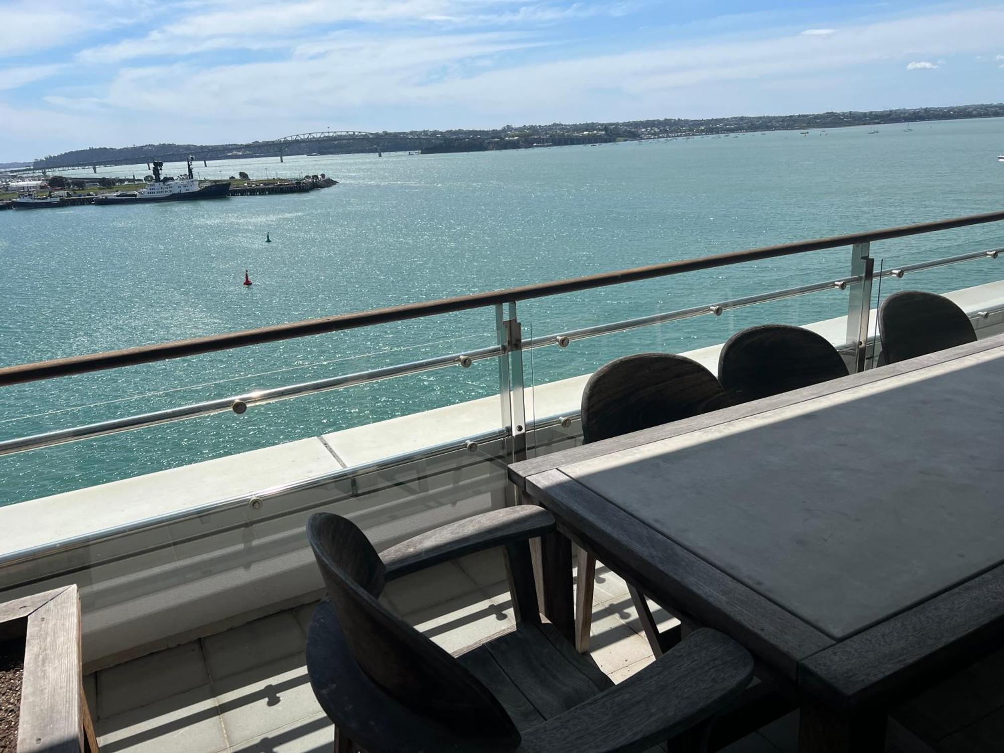 Waterfront Seaview Hotel Apartment - Same Building Block As Auckland Hilton Dış mekan fotoğraf